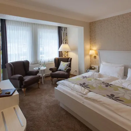 Hotel Garni Fuerst Von Waldeck 3*