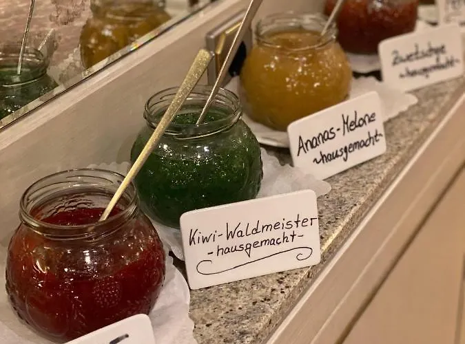 Szálloda Garni Fuerst Von Waldeck 3*